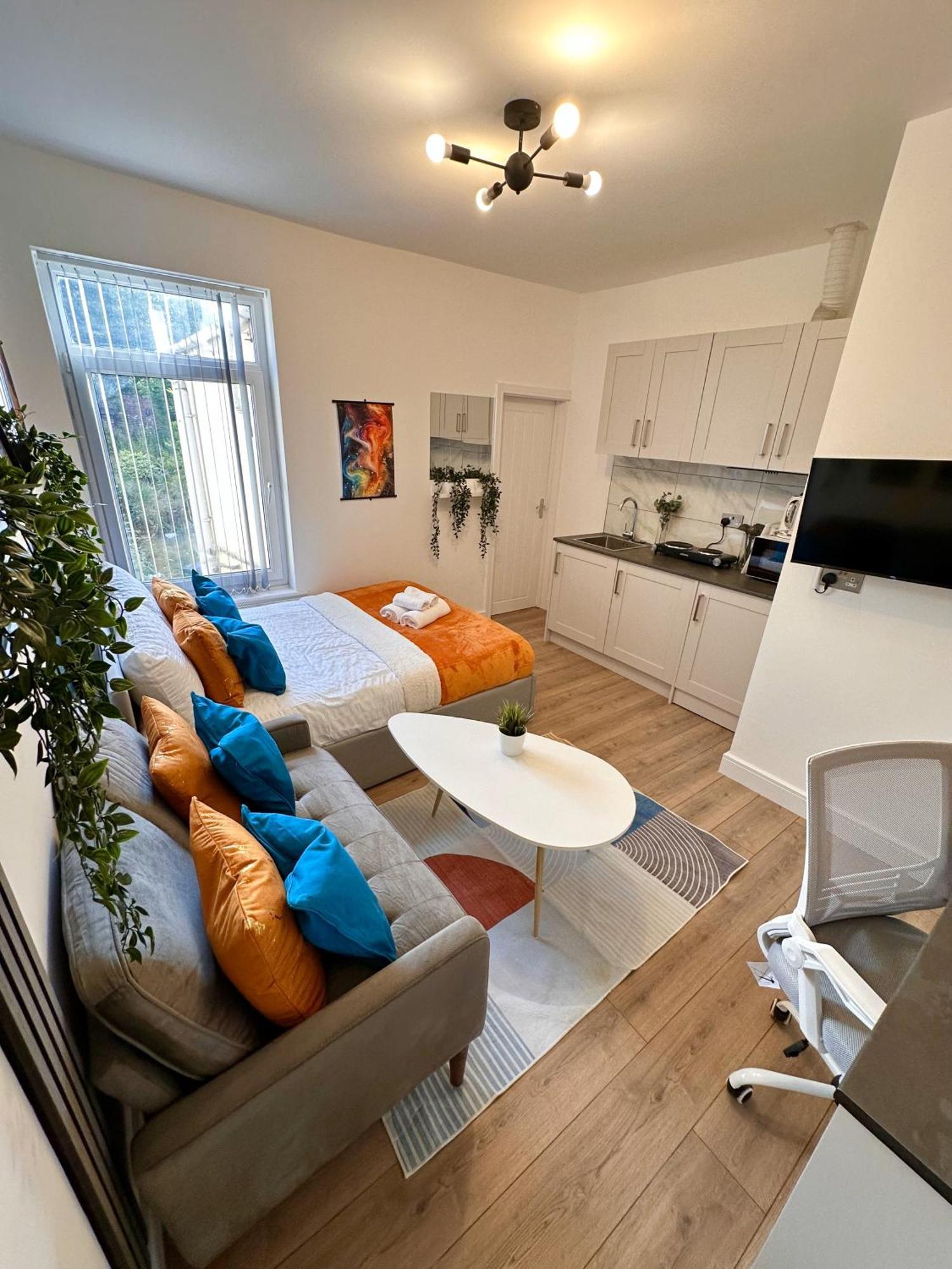R4 Luxury Studio En-Suite Room In Harborne Lane By Queen Elizabeth Hospital Birmingham Extérieur photo
