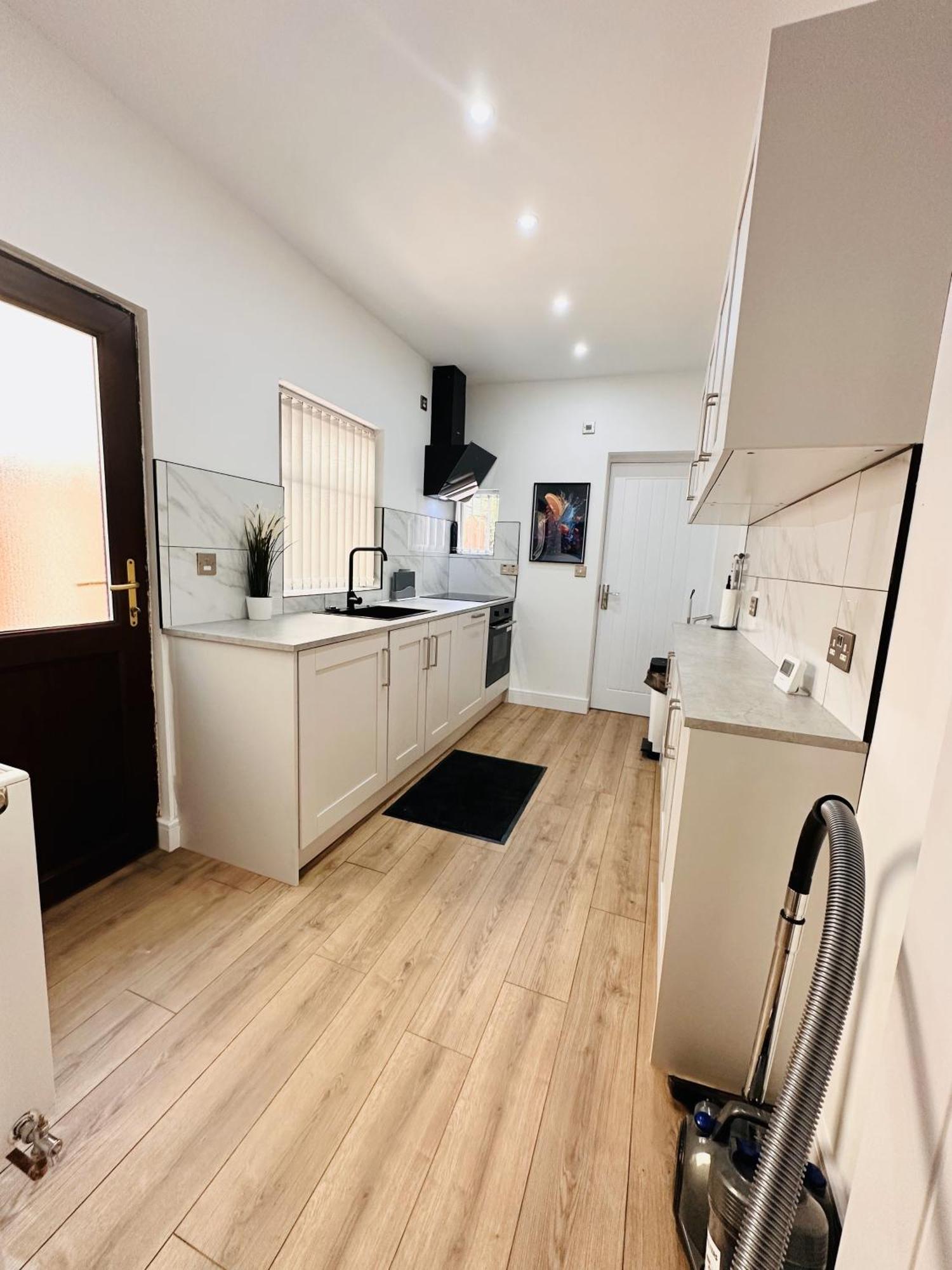 R4 Luxury Studio En-Suite Room In Harborne Lane By Queen Elizabeth Hospital Birmingham Extérieur photo