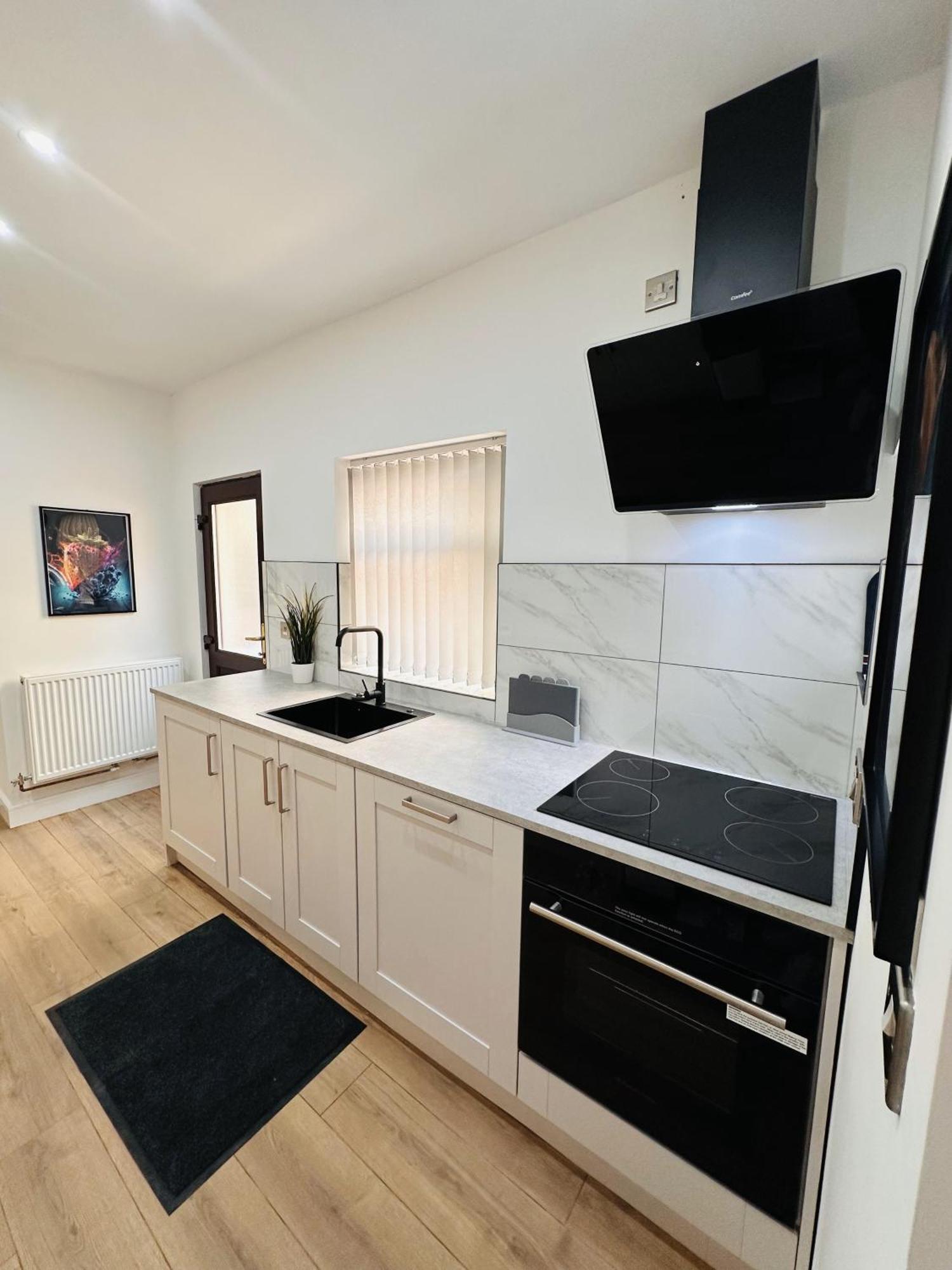 R4 Luxury Studio En-Suite Room In Harborne Lane By Queen Elizabeth Hospital Birmingham Extérieur photo